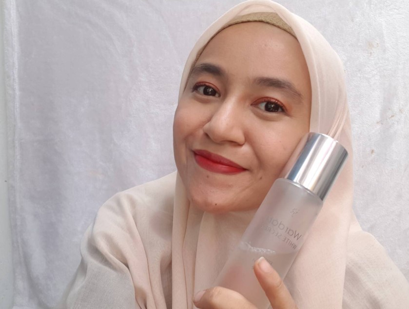 Ciri Cocok Menggunakan Wardah Crystal Secret