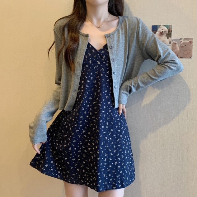 Mini Dress dengan Cardigan