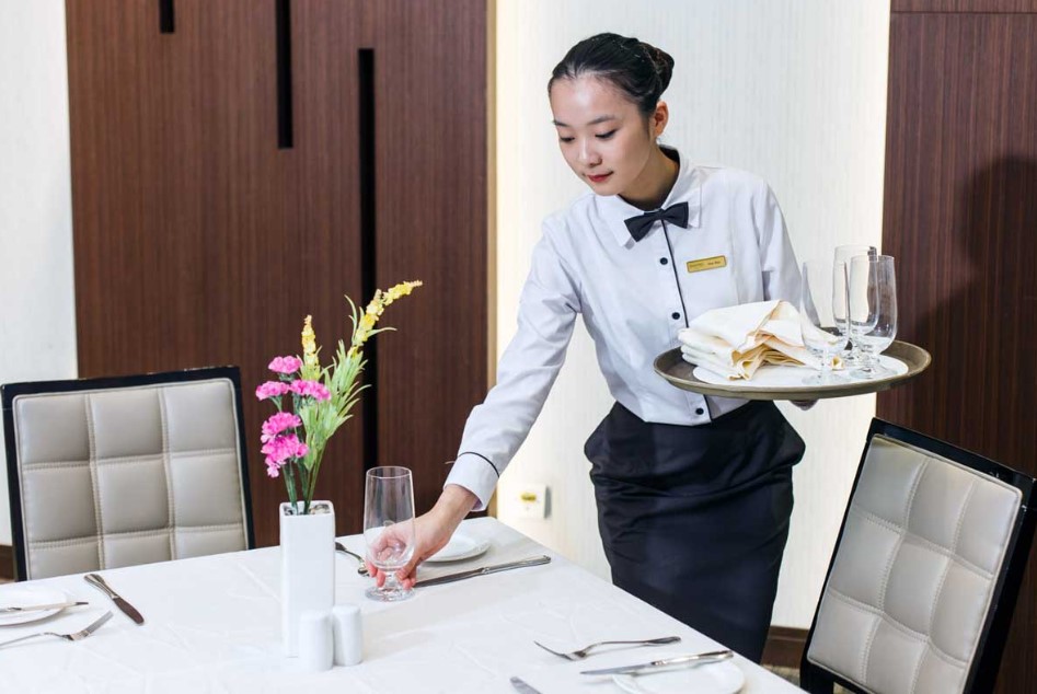 Pengertian Food and Beverage Service