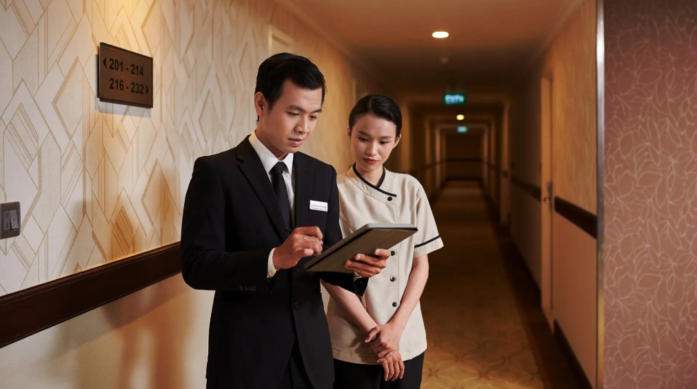 Sales Departemen Hotel